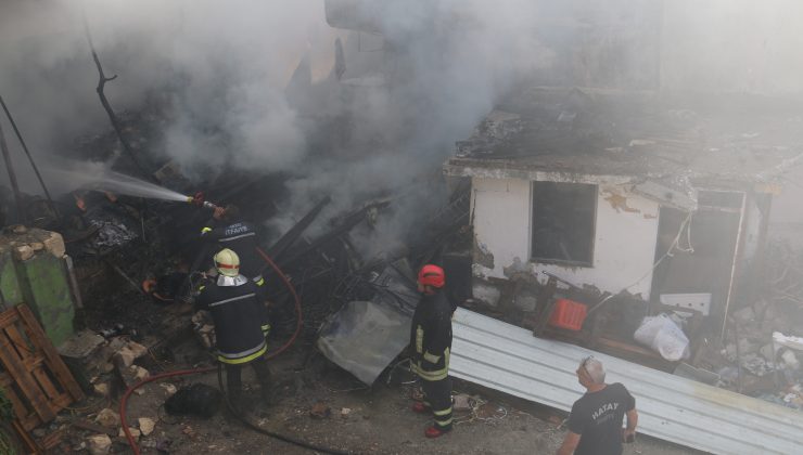 APARTMANIN DEPOSUNDA KORKUTAN YANGIN 