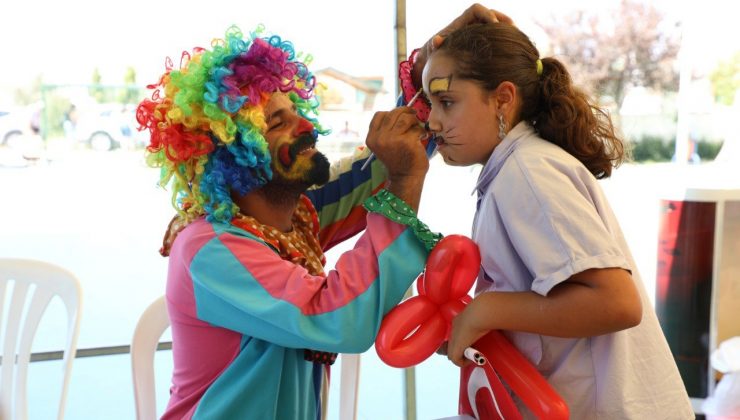 ‘İYİLİKLER TIRI’NA DESTEK