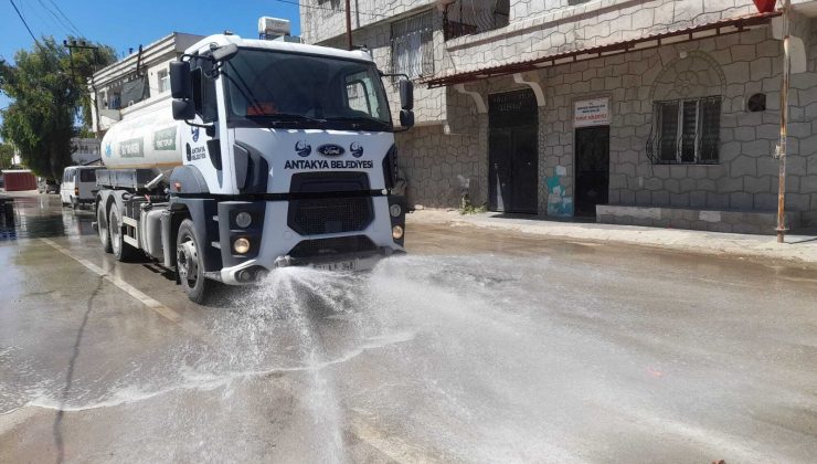 ŞEHİR GENELİNDE TEMİZLİK ÇALIŞMALARI ARALIKSIZ SÜRÜYOR