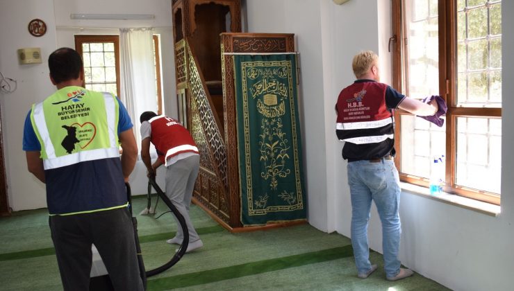 İBADETHANELERDE TEMİZLİK ZAMANI