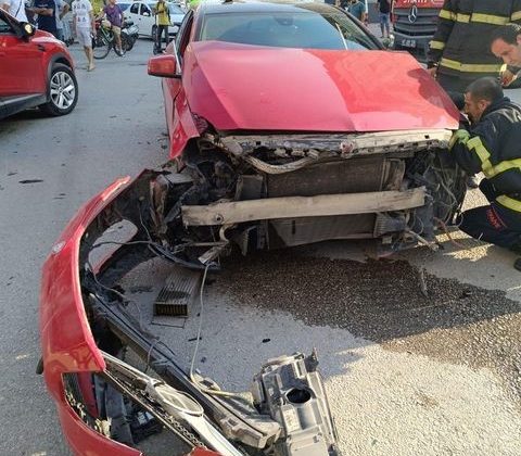 HATAY’DA TRAFİK KAZASI: 2 YARALI