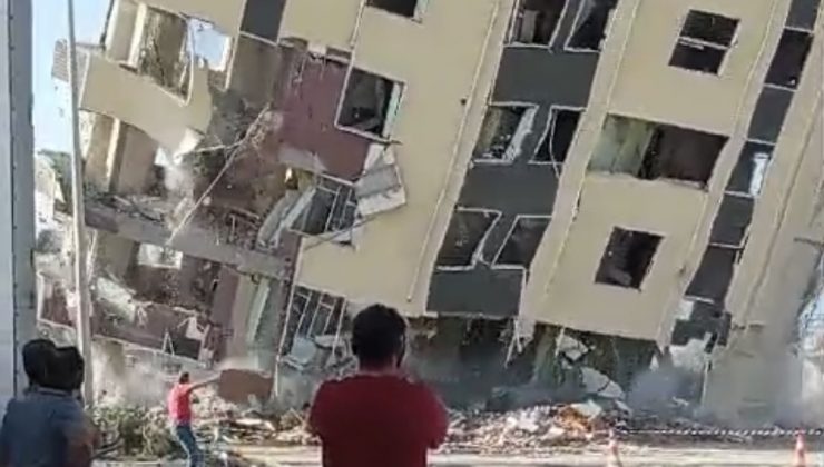 BİNA OTOYOLA YIKILDI