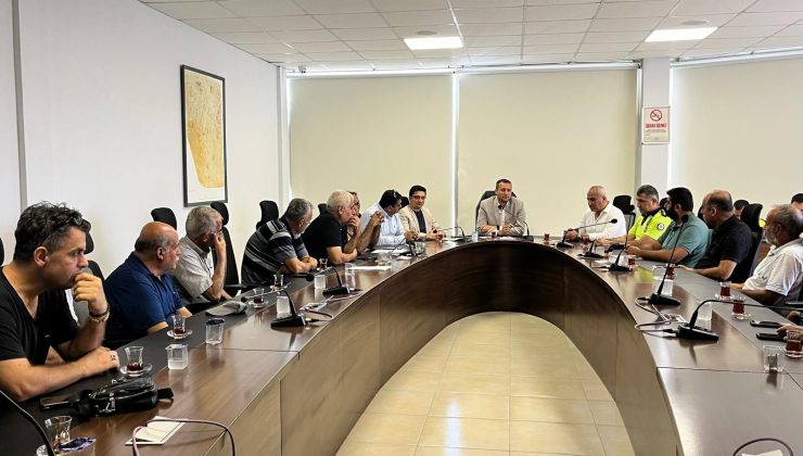 ESNAFA BİLGİLENDİRME TOPLANTISI YAPILDI