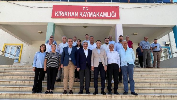 AK PARTİLİLERDEN KAYMAKAM AKPAY’A ZİYARET