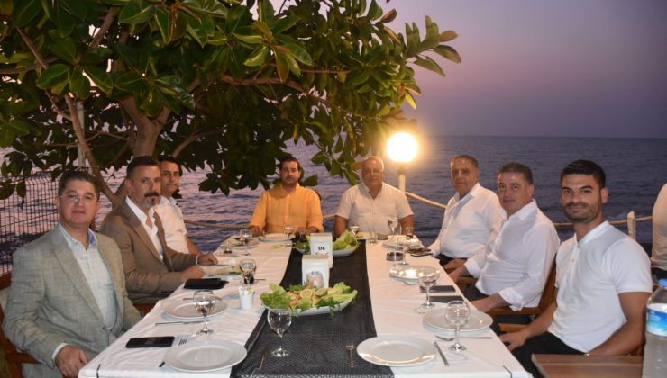 CHP AİLESİ ARSUZ’DA TOPLANDI