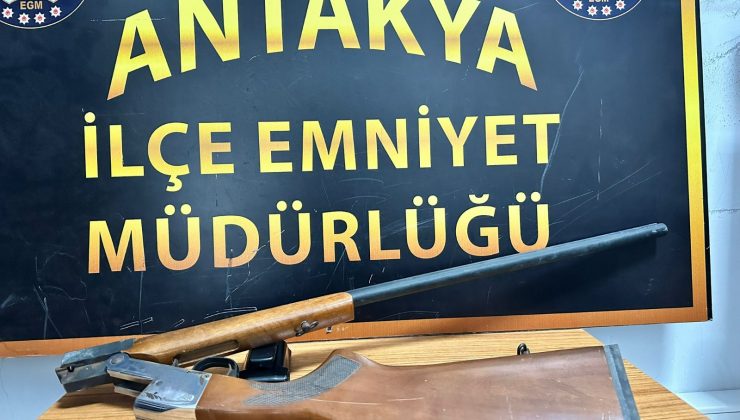 DENETİMLERDE 2 SİLAH ELE GEÇİRİLDİ 