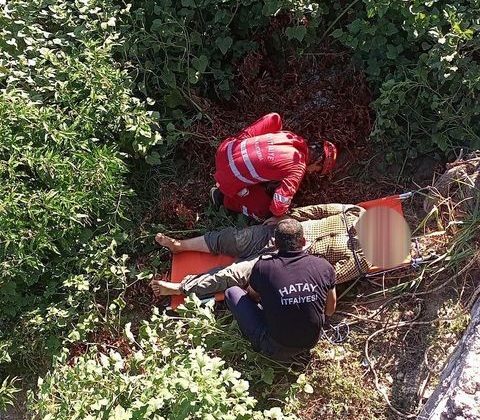 DEREYE DÜŞEN ŞAHSI İTFAİYE KURTARDI  