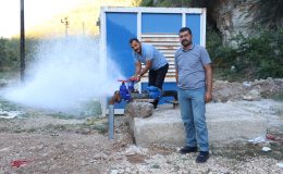 DEPREMDEN SONRA SU KUYULARI KURUYAN MAHALLEYE MÜJDE