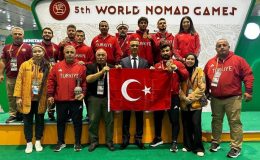 BAŞKAN SARI PEHLİVANLARI KUTLADI