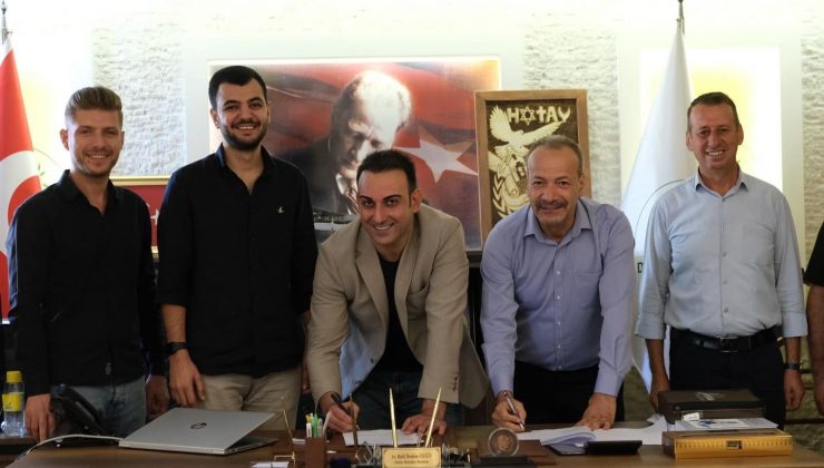 BAŞKAN ÖZGÜN REKOR ANLAŞMAYI İMZALADI