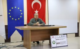 ÖMER AKIN ÖĞRENCİLERLE BULUŞTU