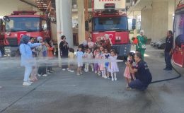İSKENDERUN İTFAİYESİNDEN MİNİKLERE EĞLENCELİ EĞİTİM  