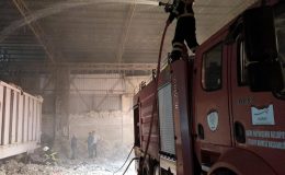 KUMLU’DA PAMUK FABRİKASINDA YANGIN  