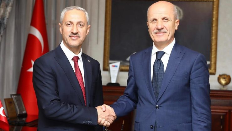 YÖK BAŞKANI ÖZVAR HMKÜ’YÜ ZİYARET ETTİ