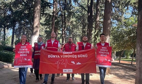 KIZILAY HATAY’DAN FARKINDALIK YÜRÜYÜŞÜ