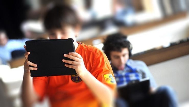 TÜRKİYE’DE ÇOCUKLARIN YÜZDE 91,3’Ü İNTERNET KULLANIYOR