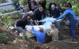 AĞACA BAĞLADIĞI EŞİ VE 2 ÇOCUĞUNU ÖLDÜREN BABAYA 3 KEZ AĞIRLAŞTIRILMIŞ MÜEBBET