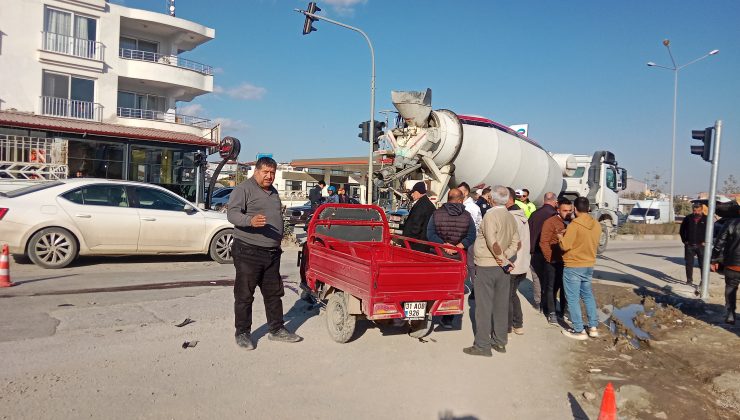 BETON MİKSERİ İLE ÇARPIŞAN MOTOSİKLETİN SÜRÜCÜ ÖLDÜ  
