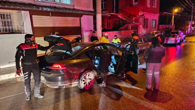 İSKENDERUN POLİSİNDEN GENİŞ ÇAPLI ASAYİŞ UYGULAMASI  