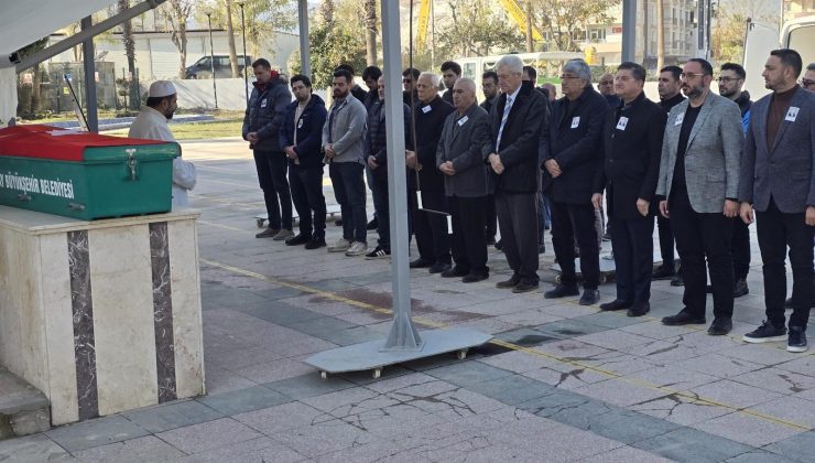 HATAY MİLLETVEKİLİ DURGUN DUALARLA DEFNEDİLDİ