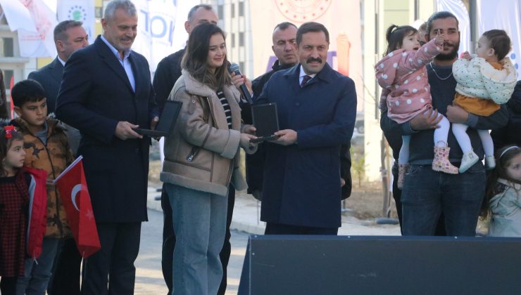 HATAY’DA 5 BİN 900 AFET KONUTUNUN HAK SAHİBİ BELİRLENDİ  