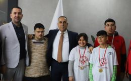SARI: “ONLAR BİZİM İÇİN HER ZAMAN DEĞERLİ”
