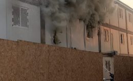 HATAY’DA TOKİ İŞÇİLERİNİN YATAKHANESİ KÜLE DÖNDÜ
