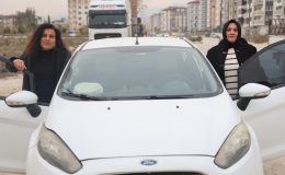 KADIN SÜRÜCÜLER TRAFİK KORKULARINA KADIN EĞİTMENLE SON VERİYOR 