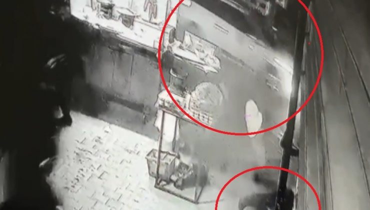 SEYYAR KÖFTECİNİN ÖLÜMDEN SANİYELERLE KURTULDUĞU ANLAR KAMERADA  
