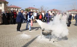 İTFAİYEDEN SEVGİEVLERİNDE YANGIN TATBİKATI