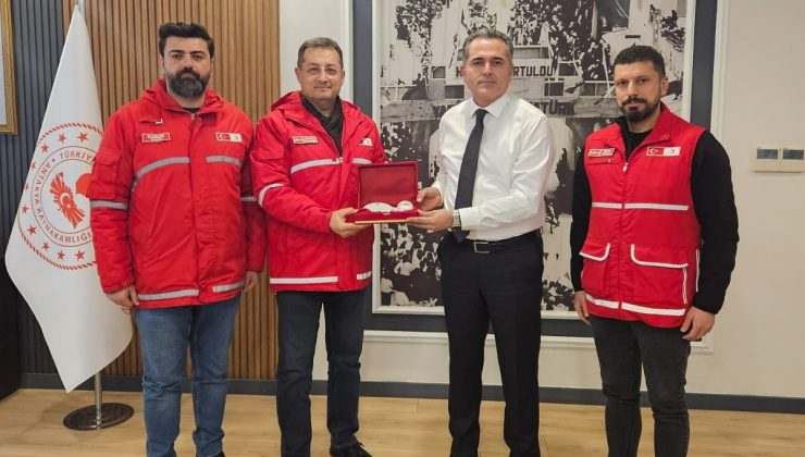 KAYMAKAM AKDAŞ, KIZILAY İL TEŞKİLATINI AĞIRLADI