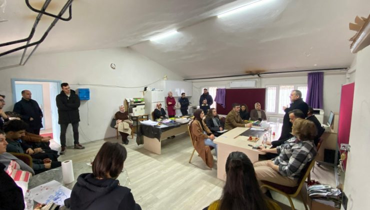 BAŞKAN BAYRAKDAR’DAN EĞİTİM ÇALIŞANLARINA ZİYARET
