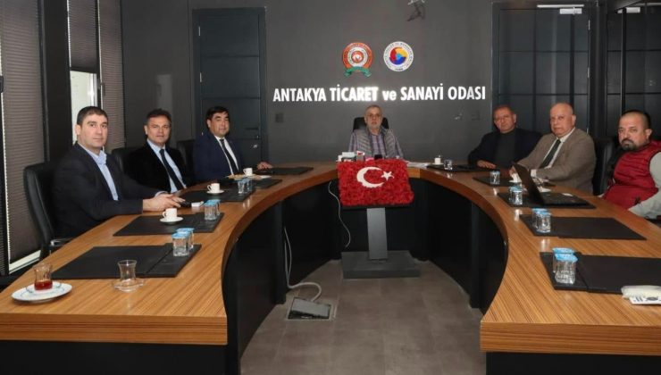 ATSO BAŞKANI ÇİNÇİN KIRGIZİSTAN HEYETİNİ AĞIRLADI