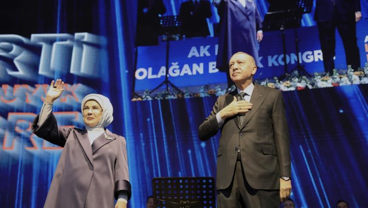 ERDOĞAN YENİDEN AK PARTİ GENEL BAŞKANI SEÇİLDİ