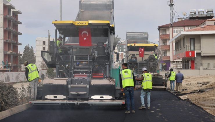 HBB, SÜMERLER MAHALLESİ’NE ASFALT SERİMİNE BAŞLADI