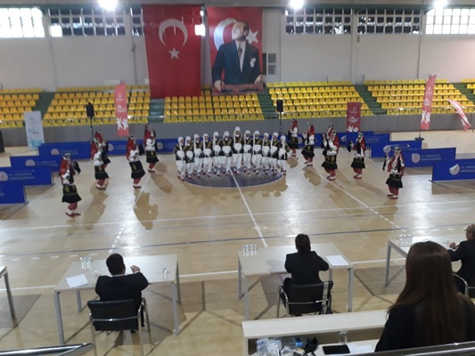 HATAY’DA HALK OYUNLARI İL BİRİNCİLİĞİ YARIŞMASI BÜYÜK COŞKUYLA GERÇEKLEŞTİ