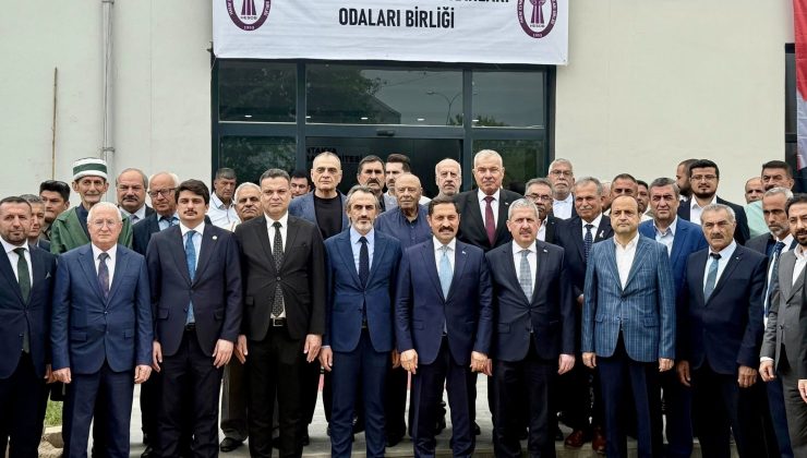 ABDULKADİR TEKSÖZ’ÜN ADI TOPLANTI SALONUNA VERİLDİ