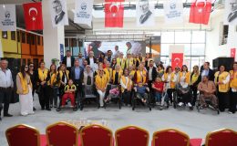 HATAY BÜYÜKŞEHİR BELEDİYESİ 22 VATANDAŞA TEKERLEKLİ SANDALYE DAĞITTI   