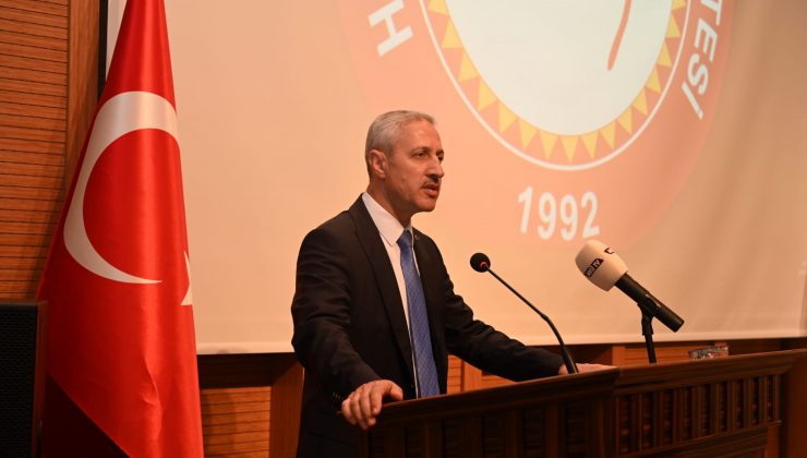 MKÜ’DE KONFERANS DÜZENLENDİ