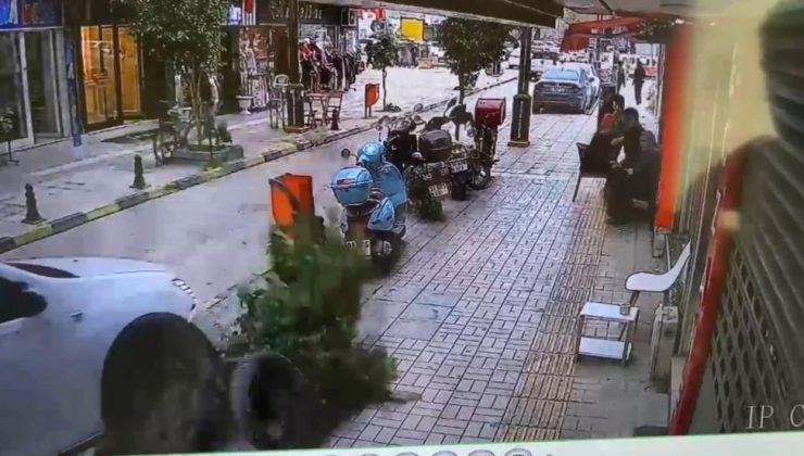 Fren yerine gaza basınca önünde ne varsa yıktı: O anlar kamerada