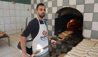 TESCİLLİ LEZZET ANTAKYA SİMİDİ ŞEKLİ VE TADIYLA DİKKAT ÇEKİYOR  