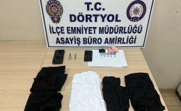 EHLİYET SINAVINDA KOPYA ÇEKMEYE ÇALIŞTILAR   