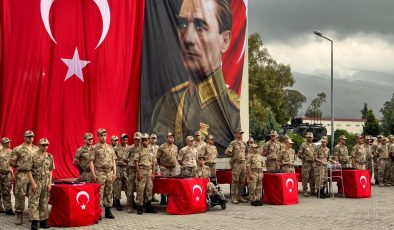 KAMUFLAJ GİYEN ENGELLİ GENÇLER YEMİN ETTİ   