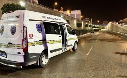 ALT GEÇİTTE YAŞANAN KAZAYI FİLM GİBİ İZLEDİLER 