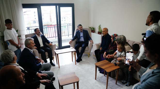 YENİ YUVASINDA İLK MİSAFİRİ BAKAN KURUM