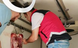 UYGUN ŞARTLARDA TAŞINMAYAN 34 KİLO ET İMHA EDİLDİ   
