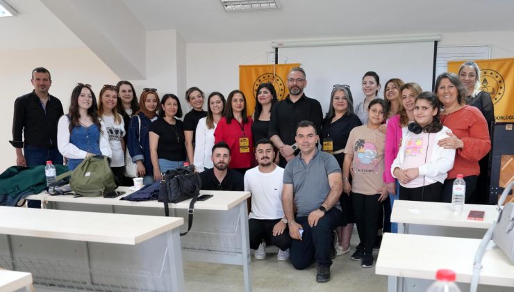 “TÜRKÜLER ÖĞRETMENLERİN SESİYLE YENİDEN HAYAT BULDU”