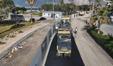 HBB, İSKENDERUN SAHİL YOLUNU ASFALTLAMAYA BAŞLADI