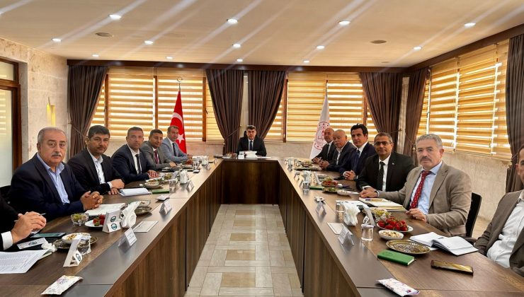 İLÇE MÜDÜRLERİ TOPLANTISI YAYLADAĞI’NDA GERÇEKLEŞTİRİLDİ