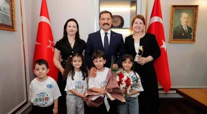 ŞAMPİYON ECEMSU ANAOKULUNDAN VALİ MASATLI’YA  ZİYARET
